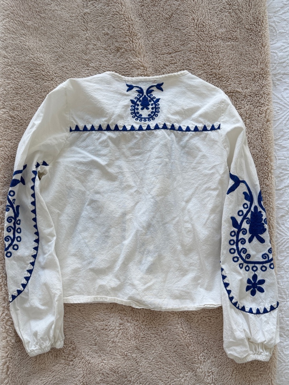 White Boho Embroidered Button-Front Top with Blue Floral Motifs - Picture 2 of 4
